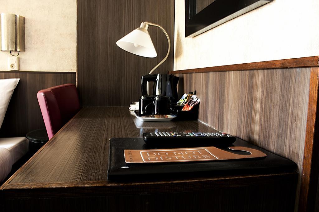 Hotel Monopole Амстердам Екстериор снимка